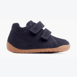 Auf der rechten Seite sehen Sie die Elefanten Lauflernschuhe Lulu Loop Astral in der Größe 23, präsentiert in einem charmanten Marienblau.