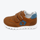 Small Foot Lauflernschuhe, Größe 19, Modell 'Phanter-Pan6' in der Farbe Braun, Ansicht von der linken Seite.